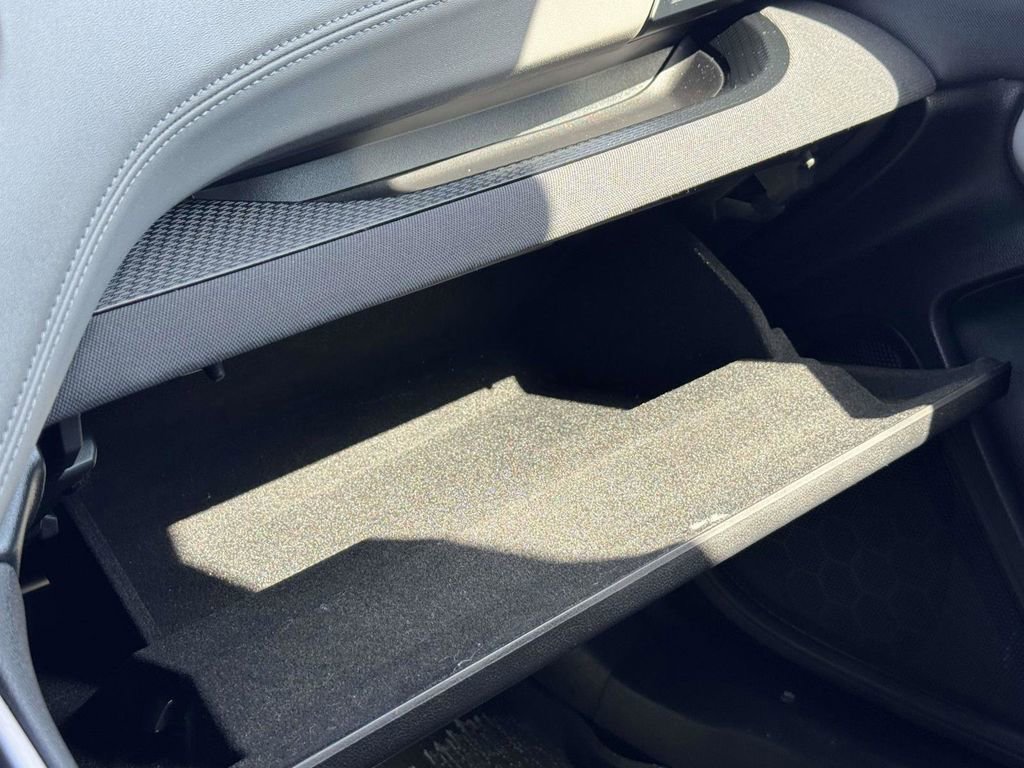 Used 2024 Subaru Outback Premium image 9