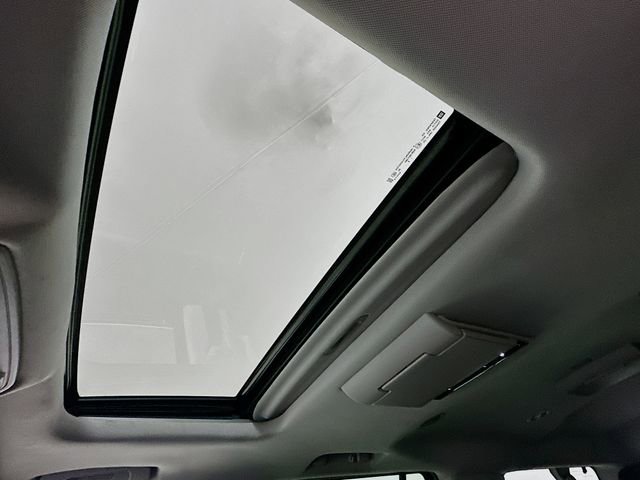 Used 2020 Cadillac Escalade ESV Luxury image 24