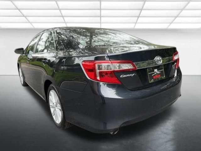 Used 2013 Toyota Camry XLE FWD image 3
