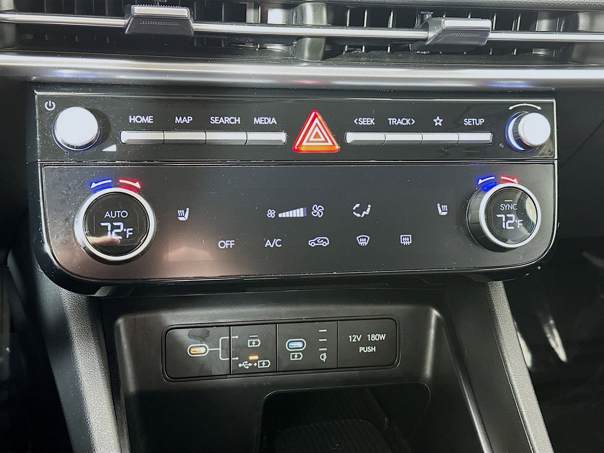 New 2025 Hyundai Tucson SEL image 15