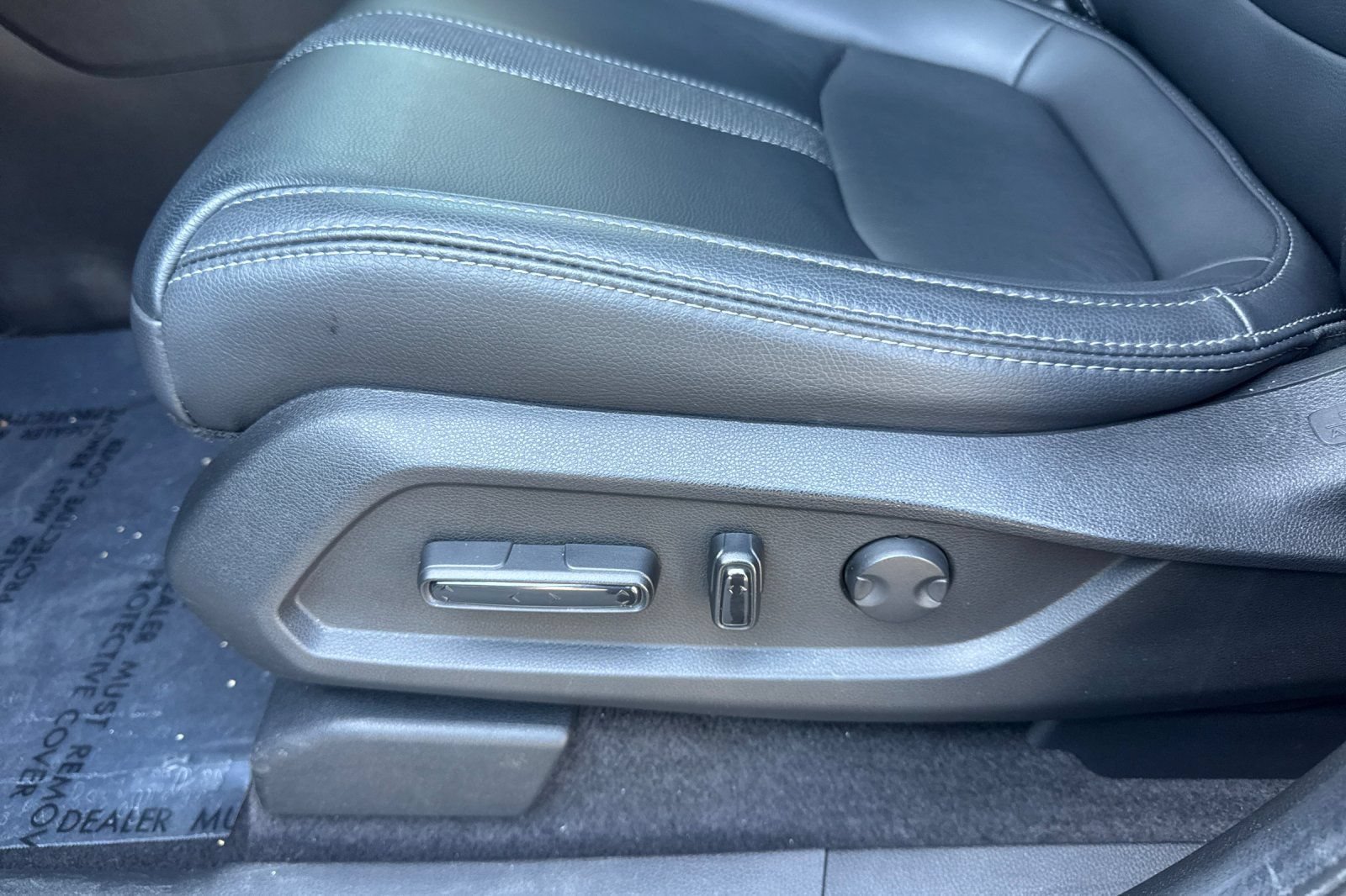 Used 2024 Honda Pilot Touring image 14