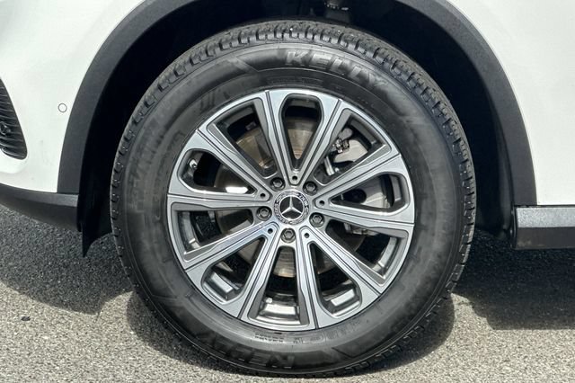 Used 2024 Mercedes-Benz GLC 300 image 32