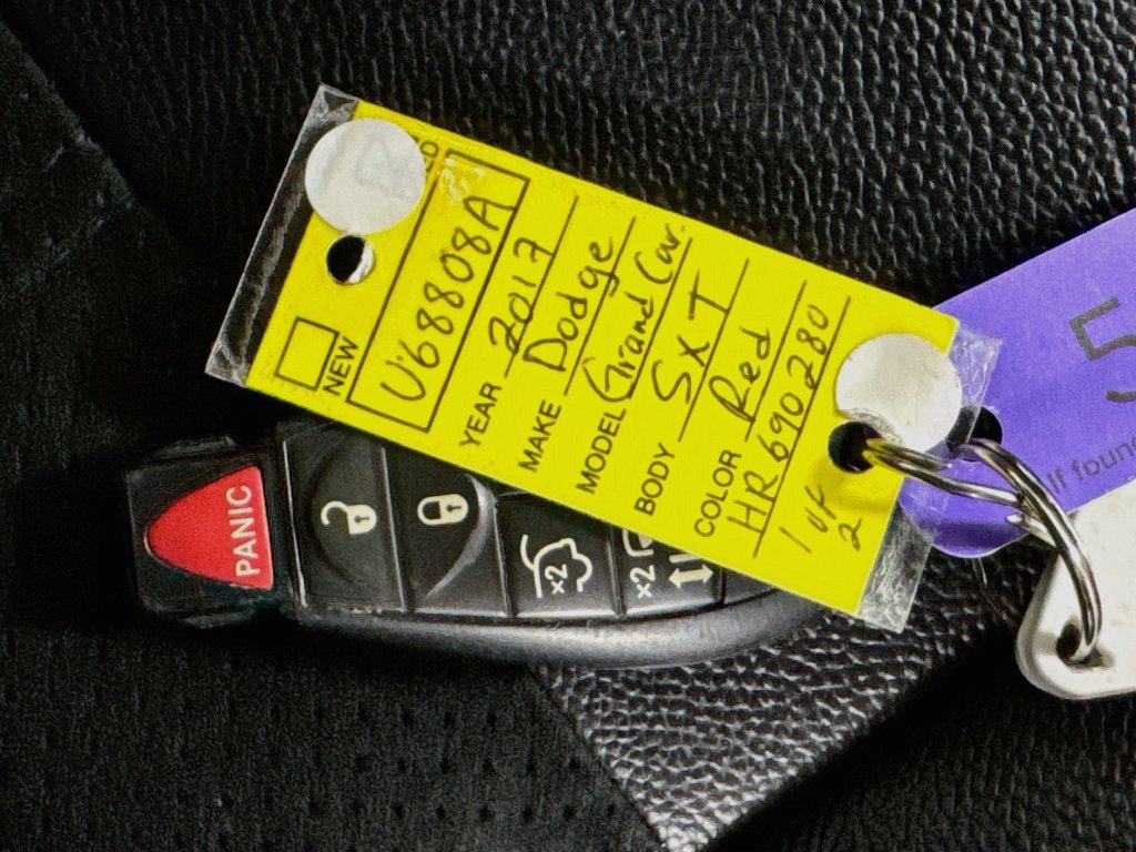 Used 2017 Dodge Grand Caravan SXT FWD image 36