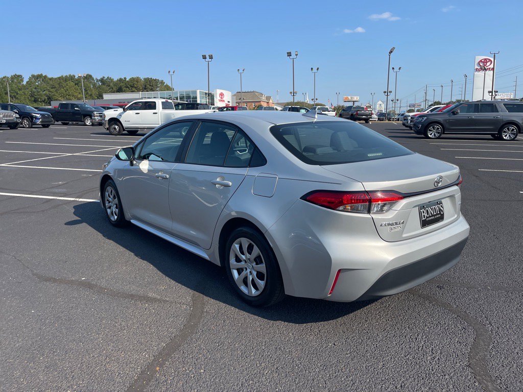 Used 2024 Toyota Corolla LE image 14