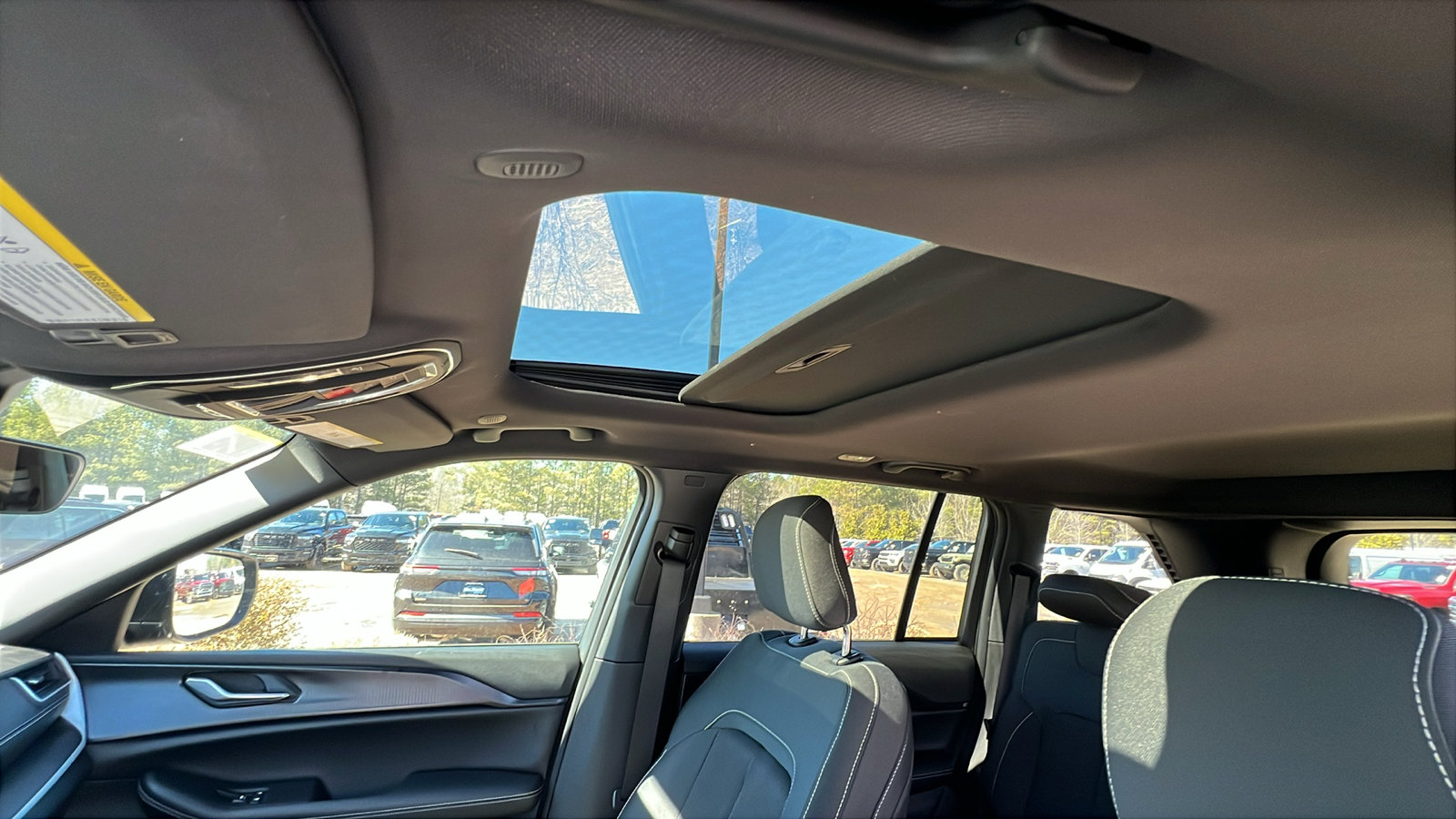 New 2026 Jeep Grand Cherokee Laredo X image 18