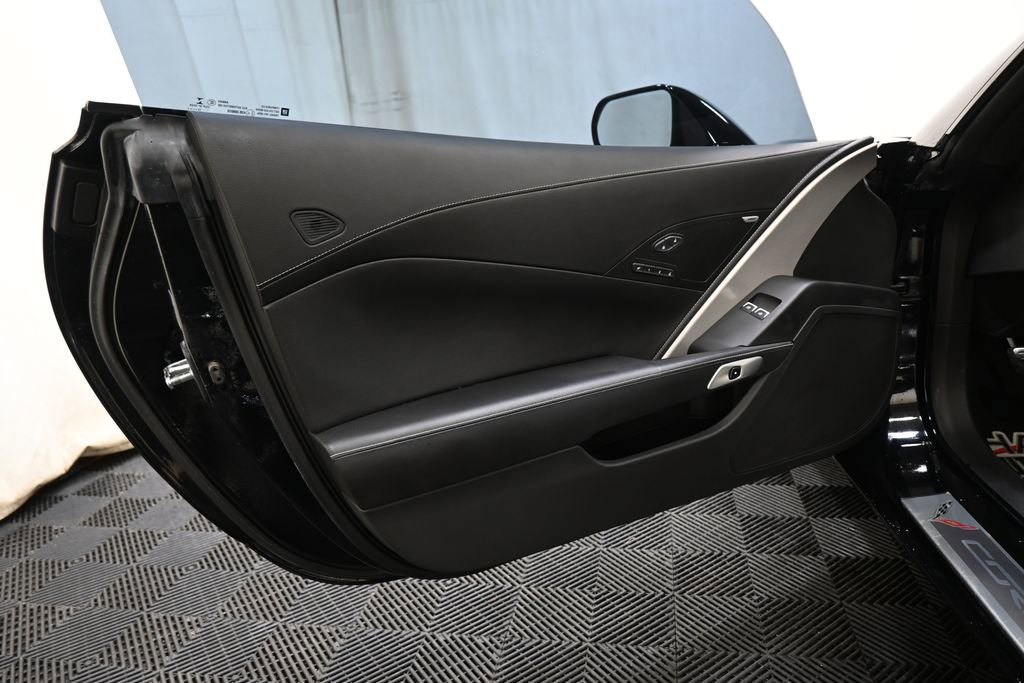 Used 2014 Chevrolet Corvette Stingray Coupe w/ 2LT Preferred Equipment Group image 26