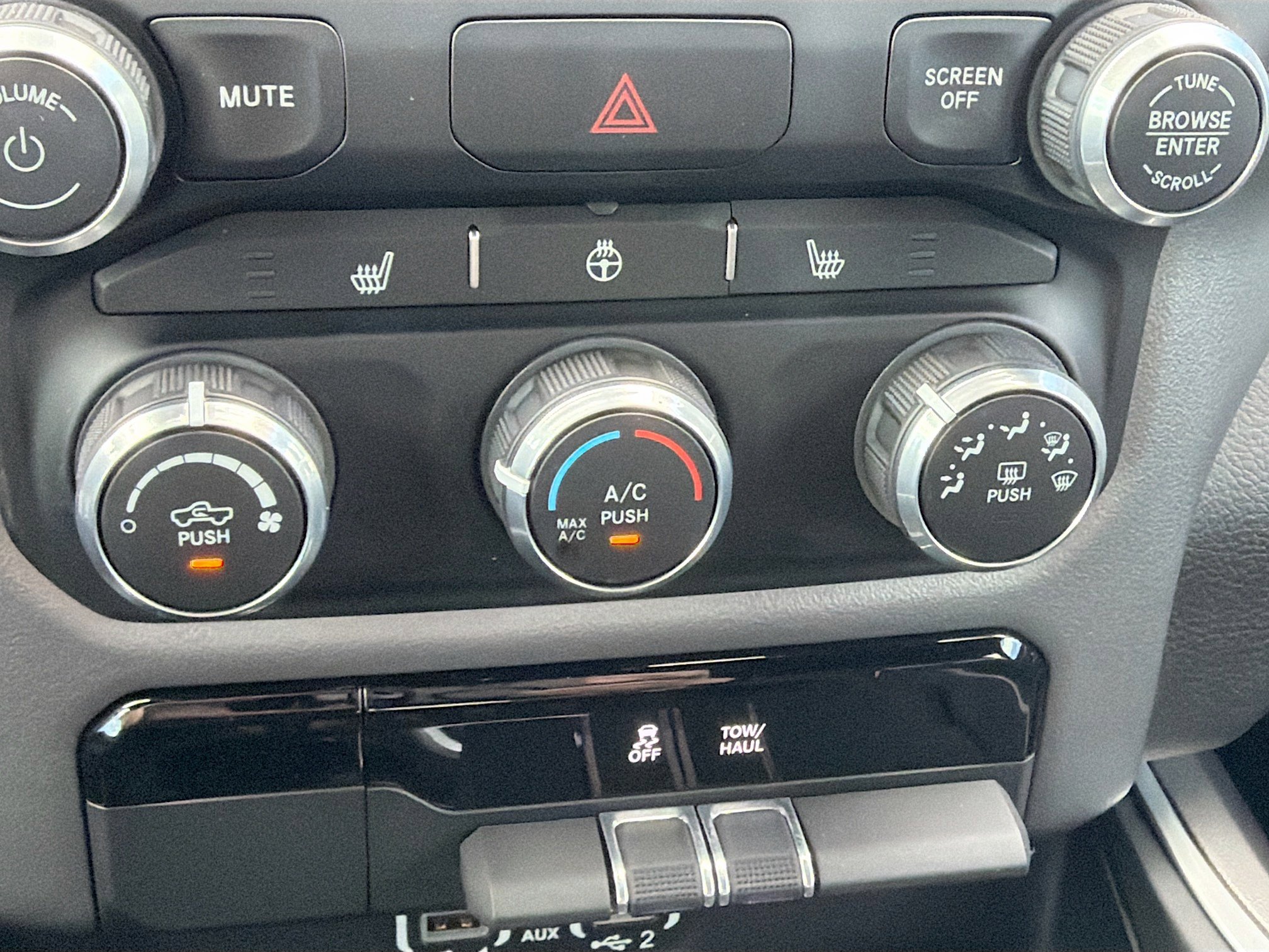 Used 2023 RAM 1500 Big Horn RWD image 15