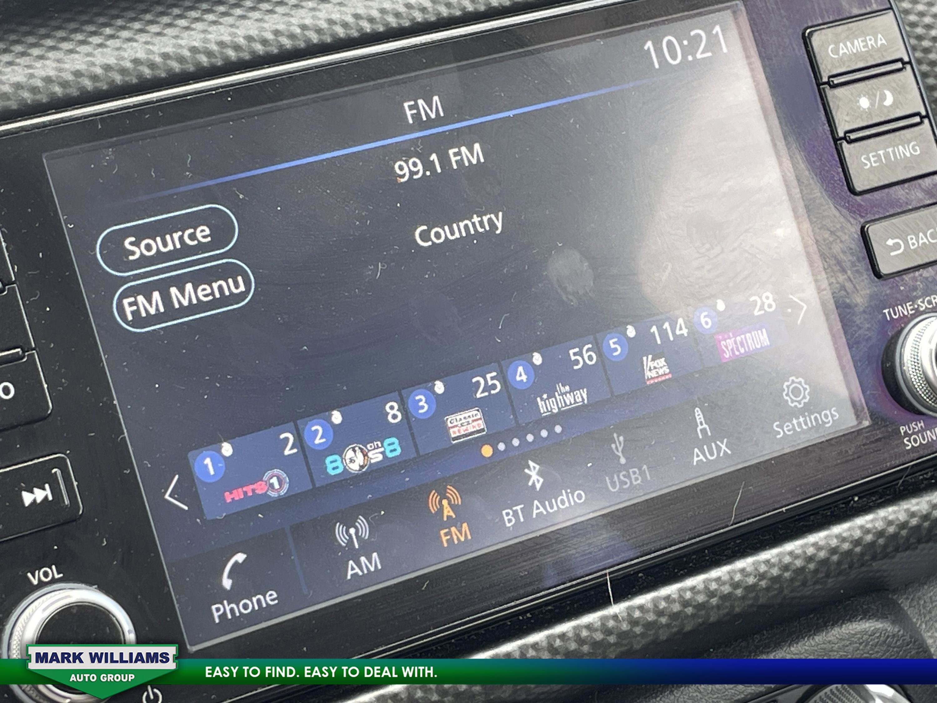 Used 2023 Nissan Kicks SV image 18