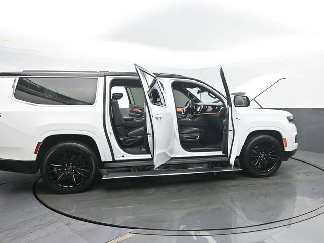 Used 2024 Jeep Grand Wagoneer L Series III image 60