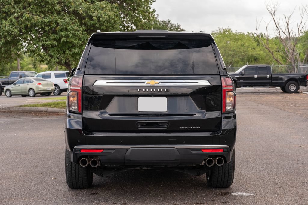 Used 2024 Chevrolet Tahoe Premier AWD/4WD image 4