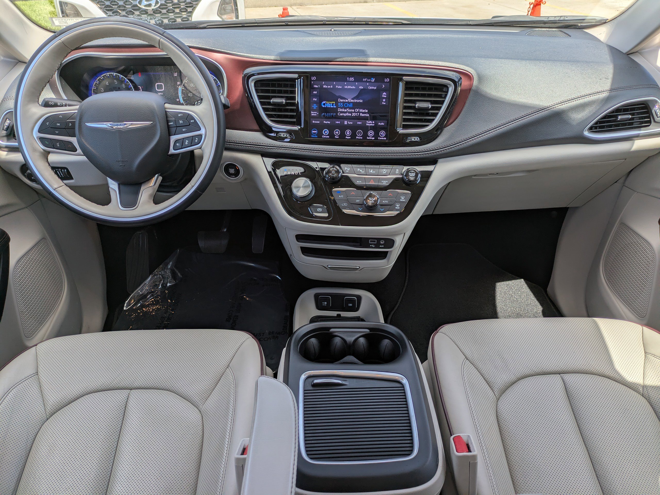 Used 2019 Chrysler Pacifica Limited w/ Advanced Safetytec Group image 11