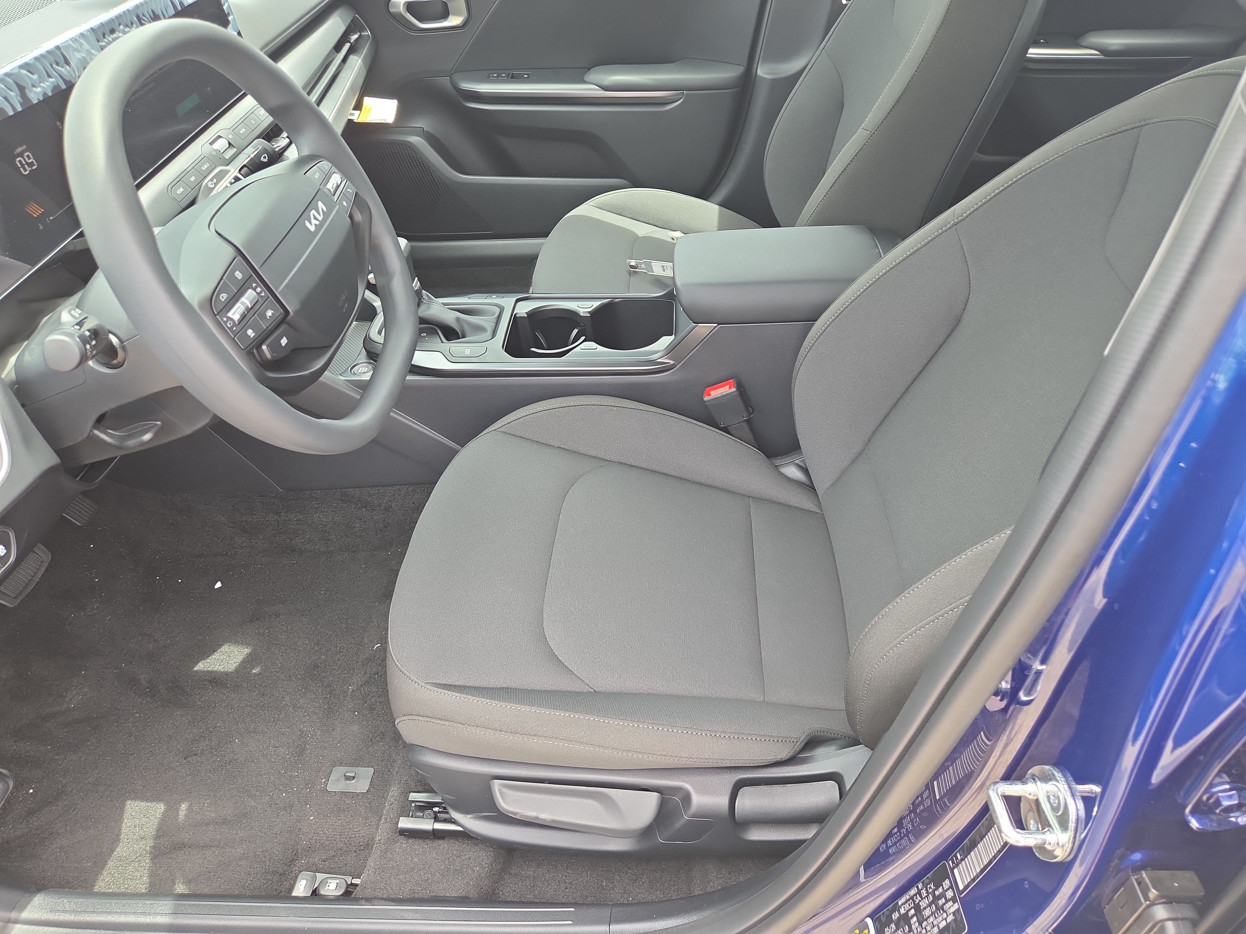 New 2026 Kia K4 FWD image 4