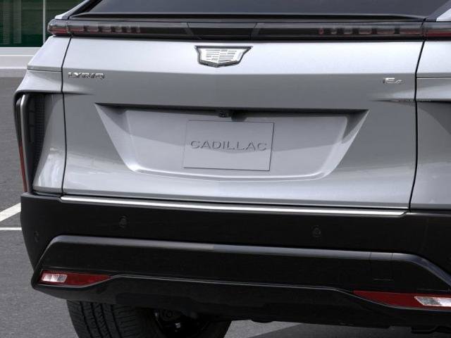 New 2027 Cadillac Lyriq Luxury w/ LPO, Floor Liner Package AWD/4WD image 14
