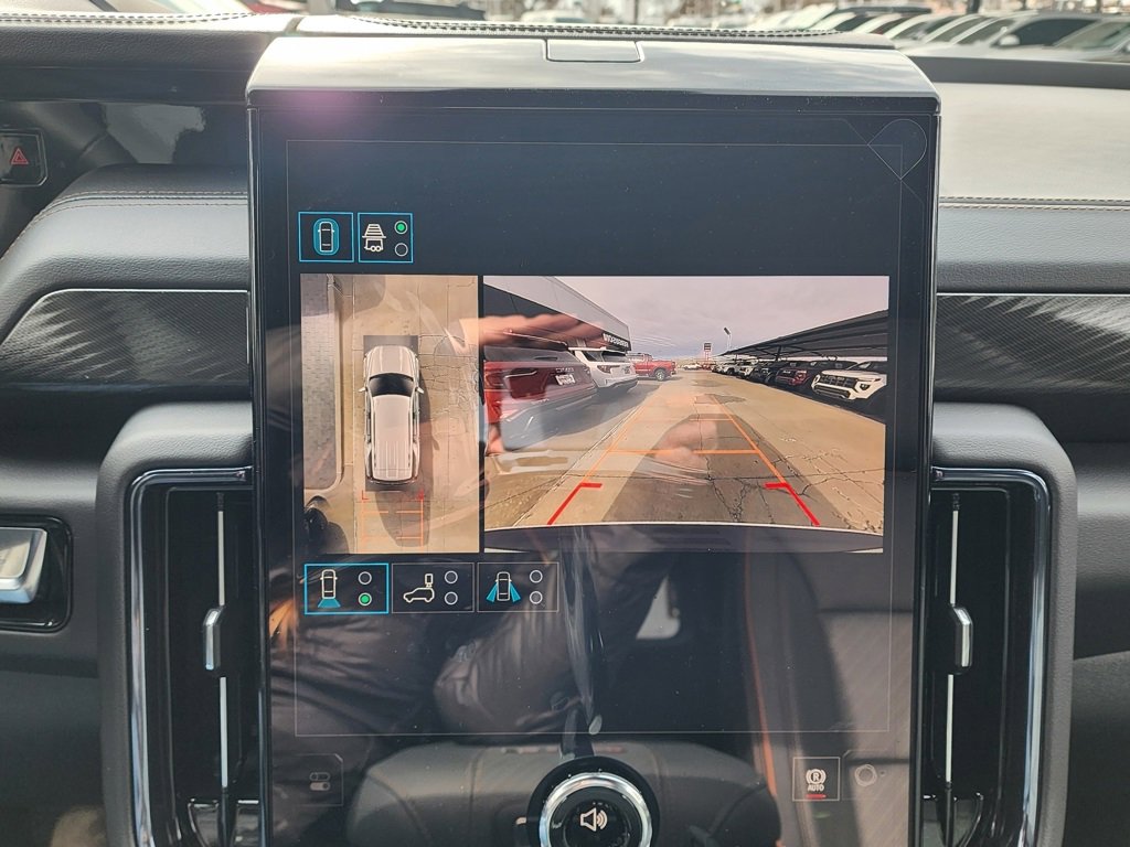 New 2026 GMC Yukon AT4 image 30