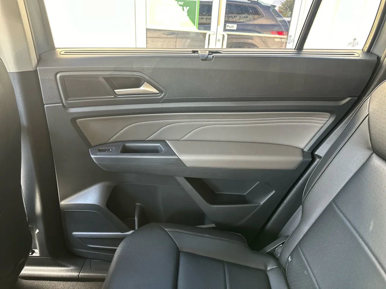 Used 2021 Volkswagen Atlas SE FWD image 37
