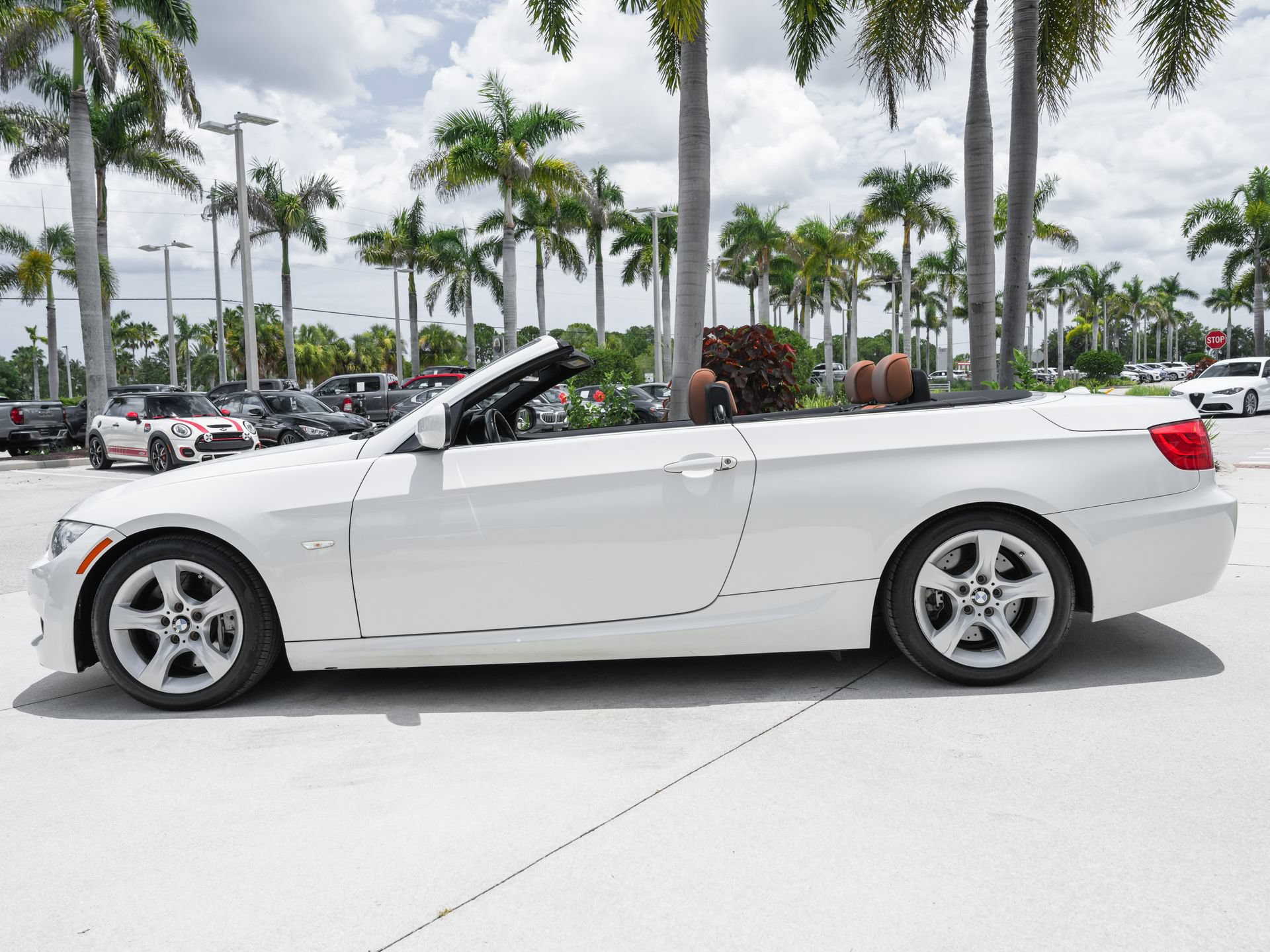 Used 2013 BMW 335i Convertible RWD image 7