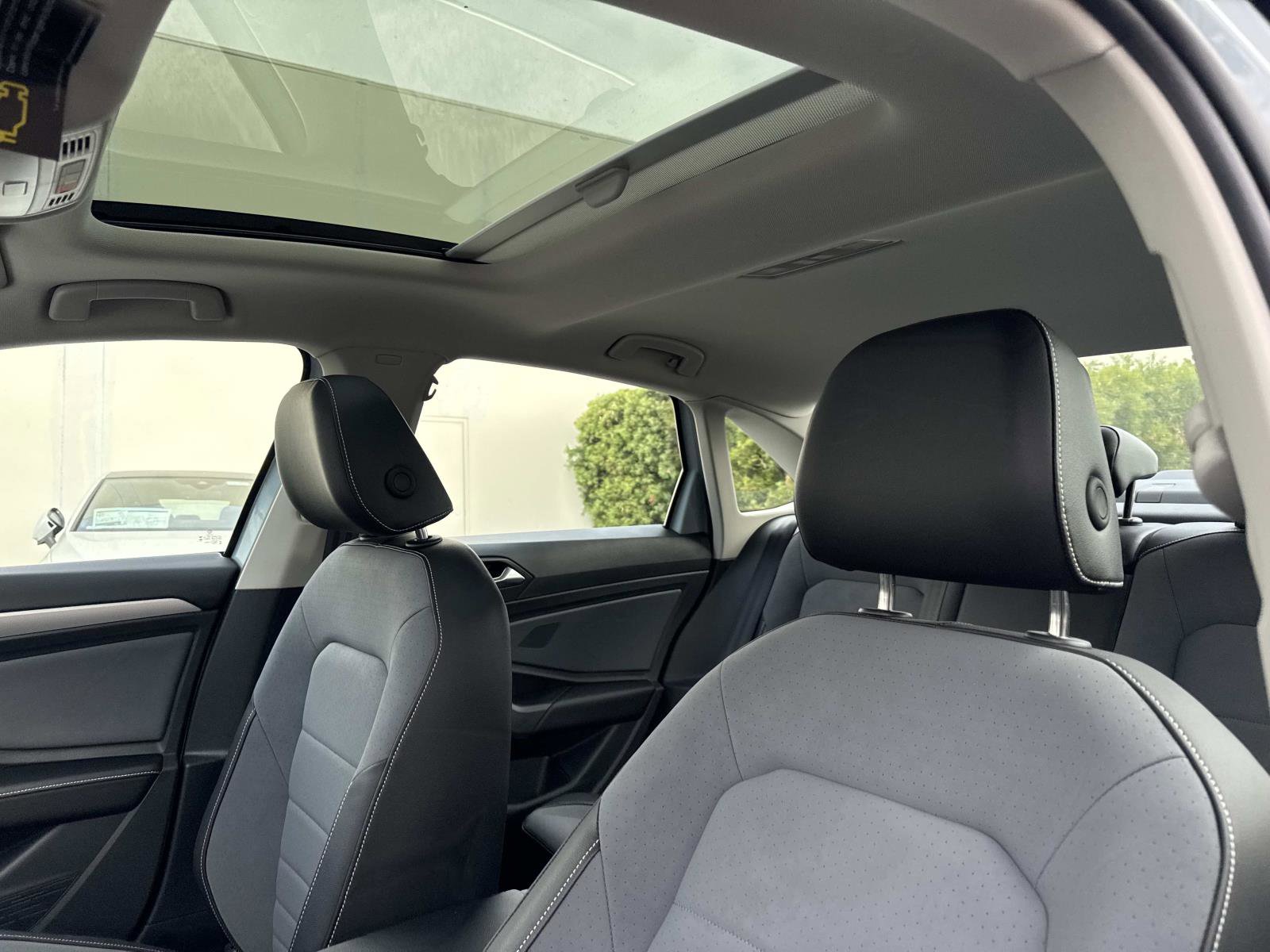 New 2026 Volkswagen Jetta SE image 16