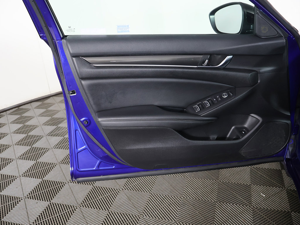 Used 2022 Honda Accord Sport image 19