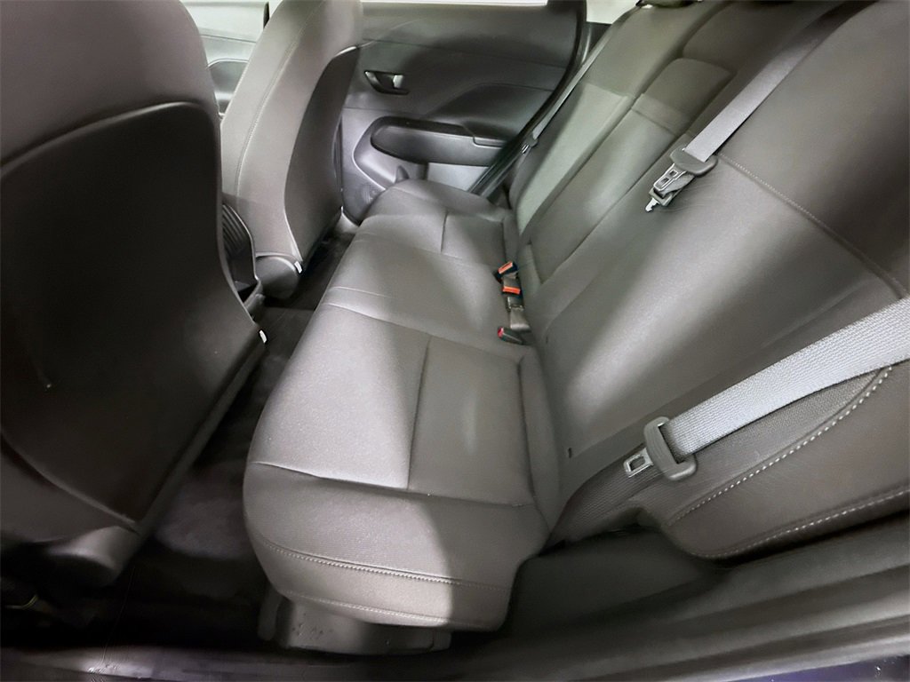 Certified 2025 Hyundai Kona SE image 28