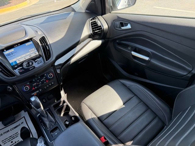Used 2019 Ford Escape Titanium AWD/4WD image 10