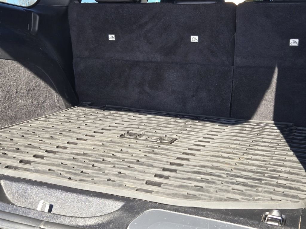 Used 2021 Jeep Grand Cherokee High Altitude image 19