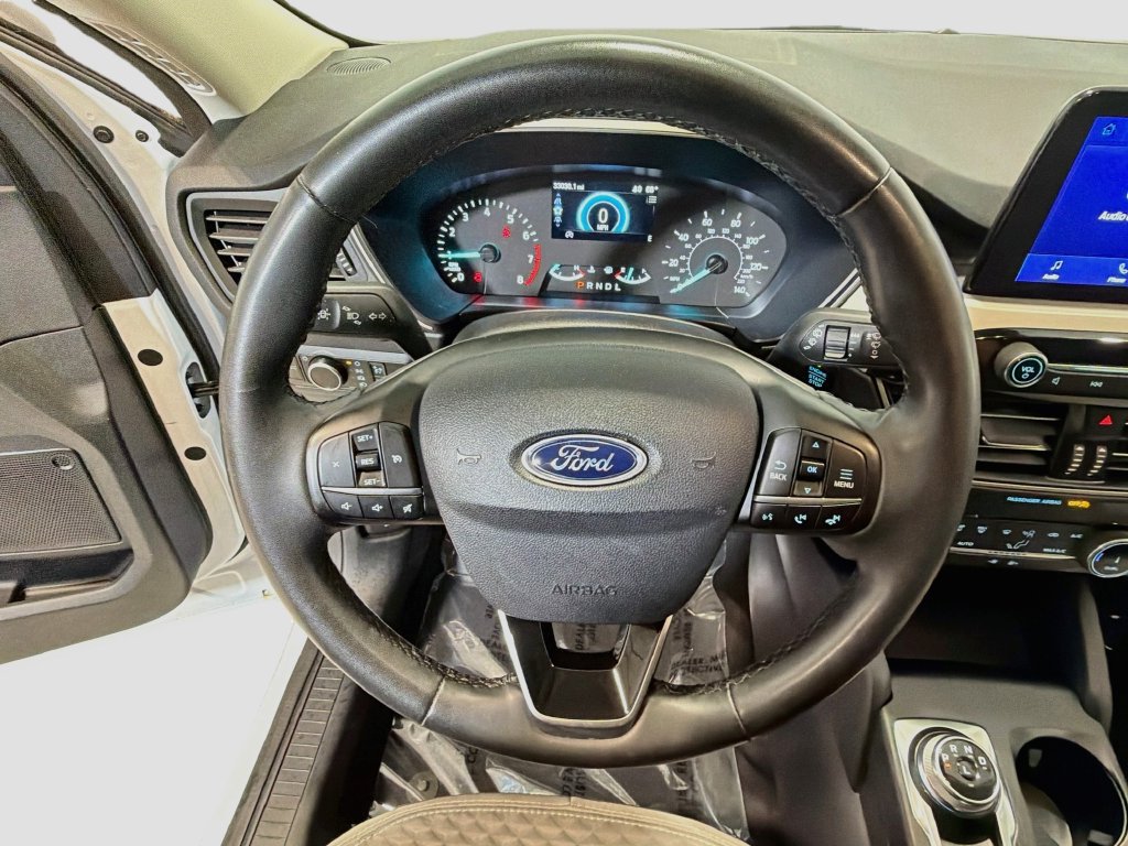 Used 2022 Ford Escape SE w/ Convenience Package FWD image 13