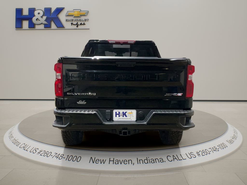 Used 2023 Chevrolet Silverado 1500 ZR2 image 5