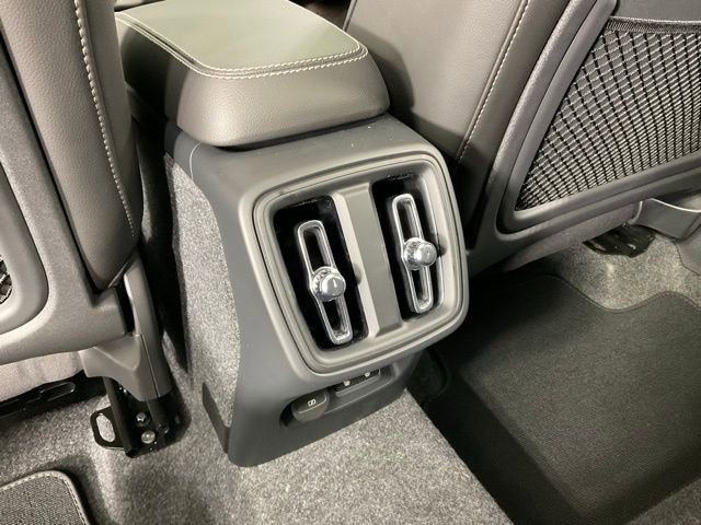 New 2026 Volvo XC40 B5 Plus w/ Protection Package Premier image 25