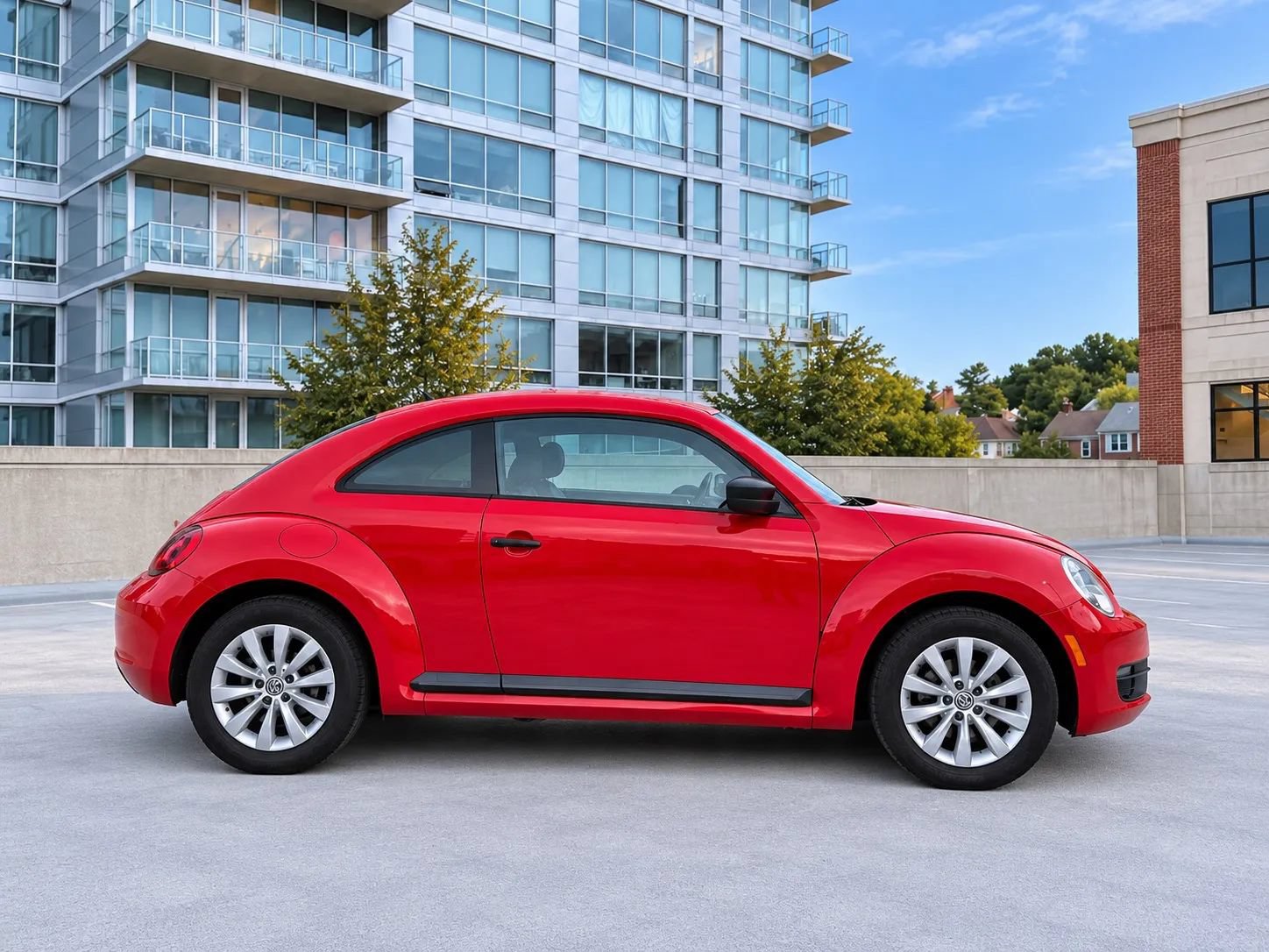 Used 2015 Volkswagen Beetle 1.8T FWD image 2