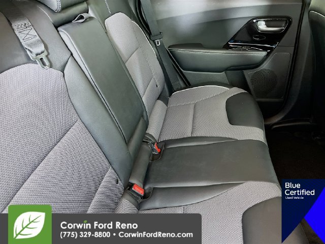 Used 2021 Kia Niro EX FWD image 28