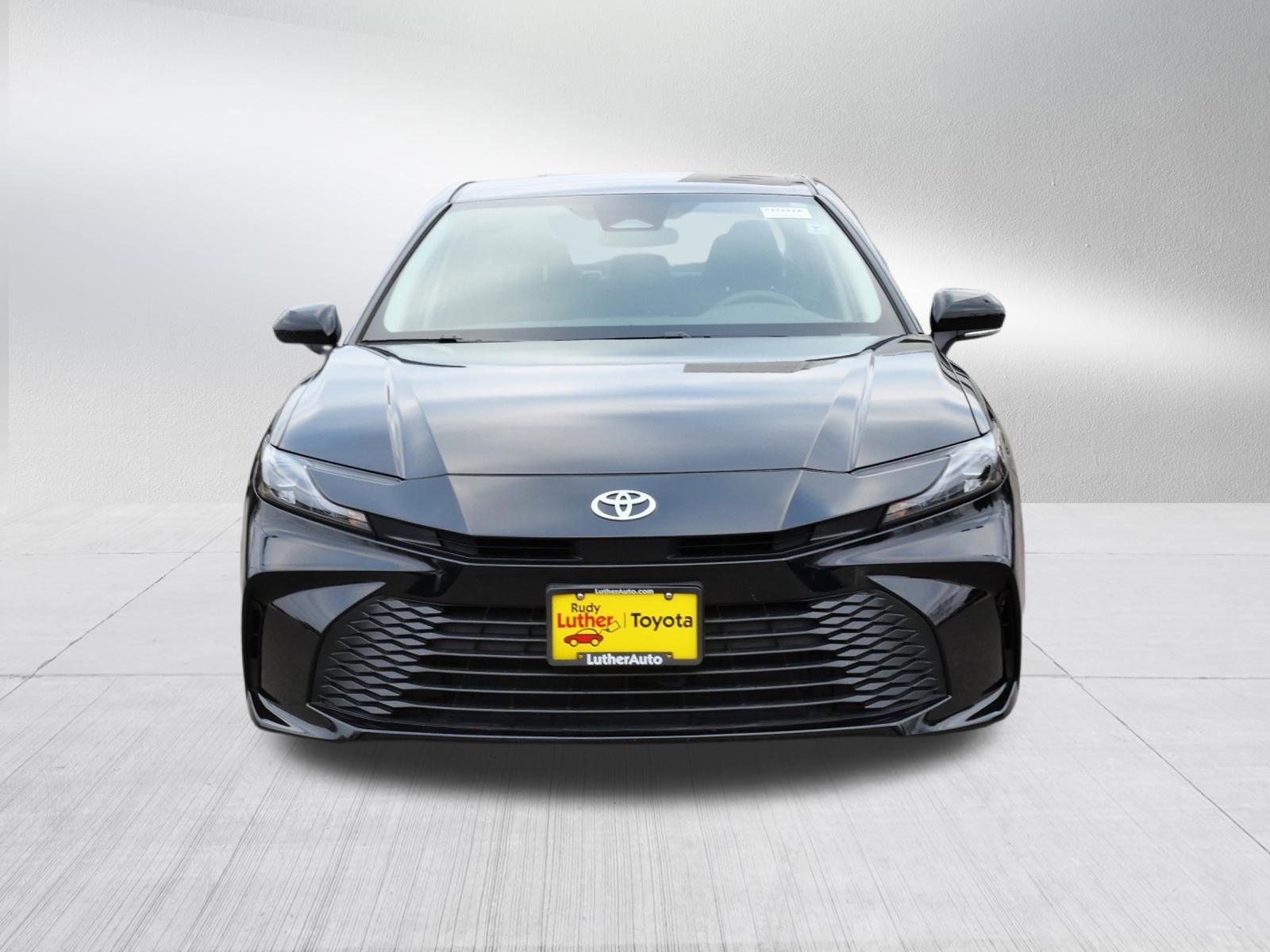 Certified 2025 Toyota Camry LE video 2