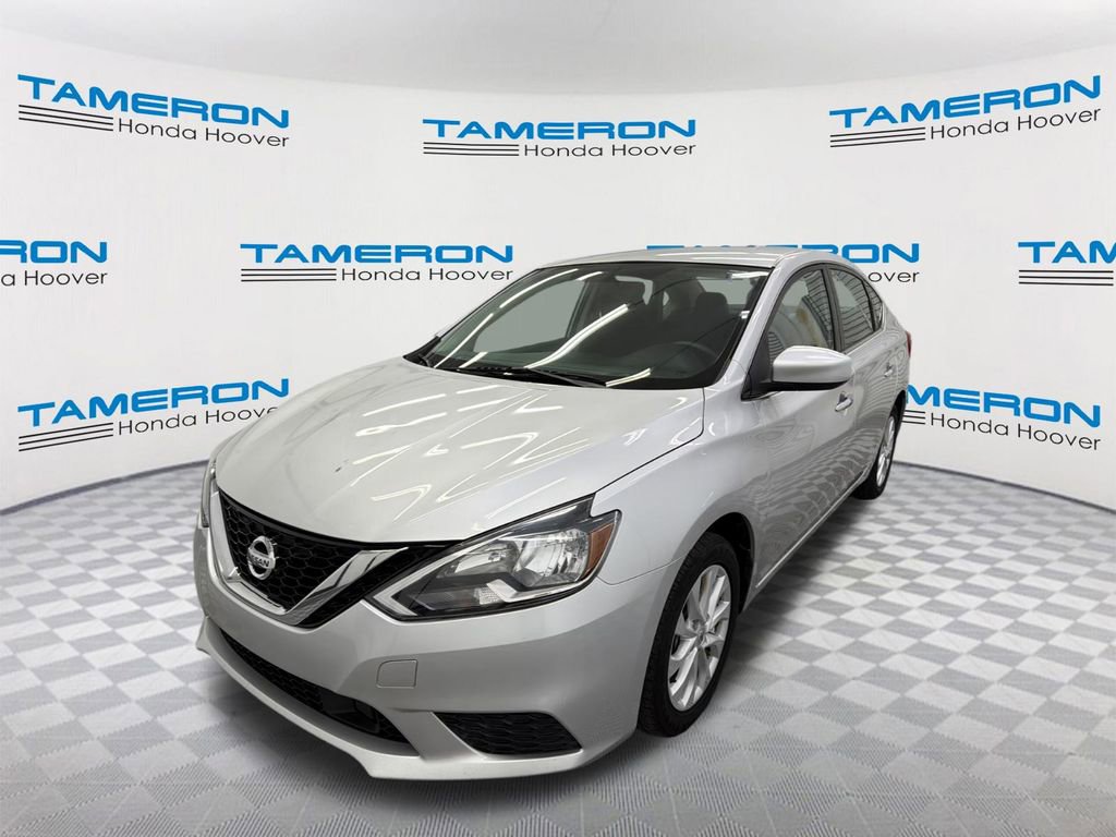 Used 2019 Nissan Sentra SV image 1