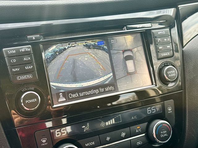 Used 2017 Nissan Rogue Sport SL image 16