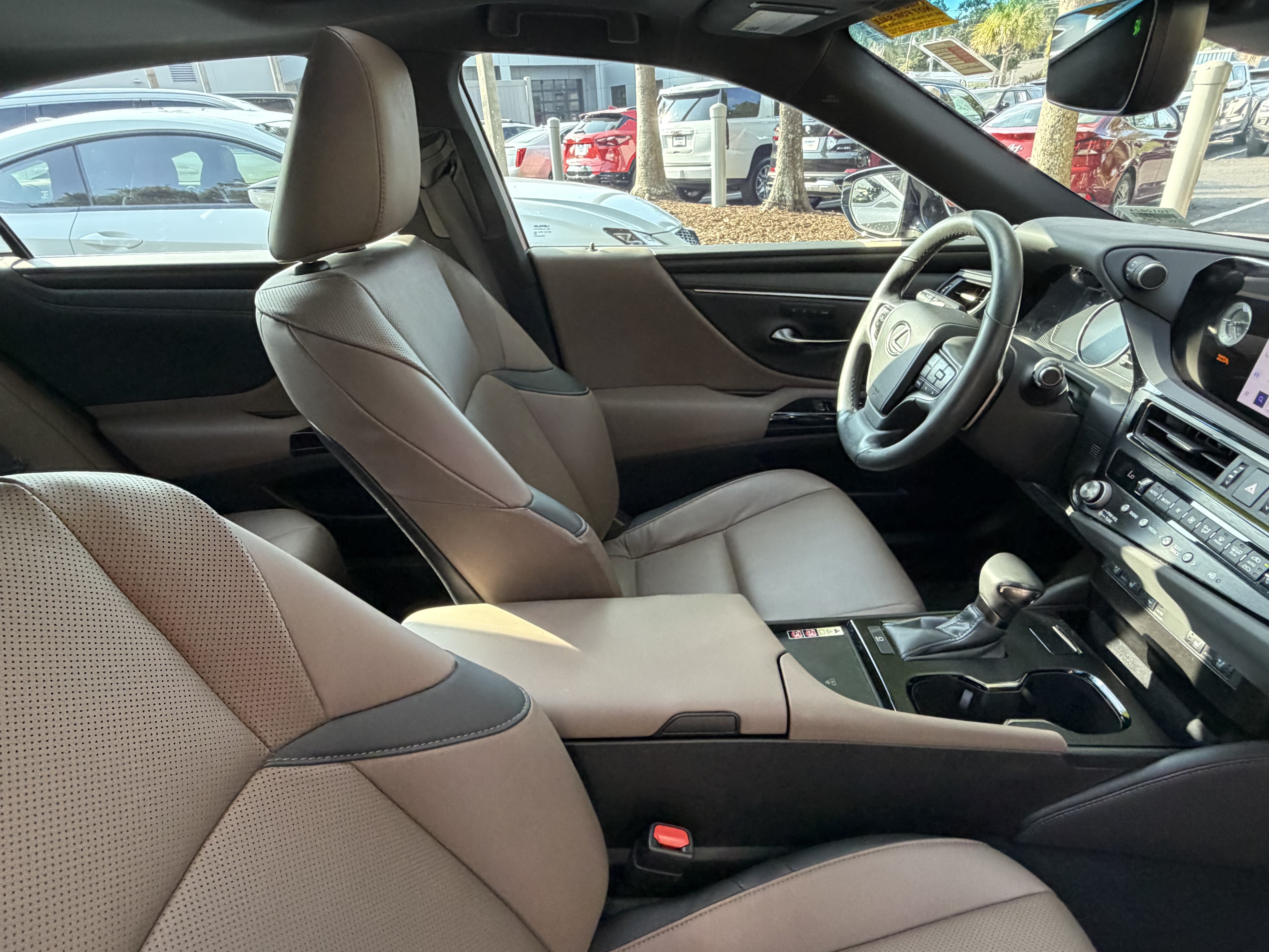 Certified 2023 Lexus ES 250 w/ Premium Package AWD/4WD image 46
