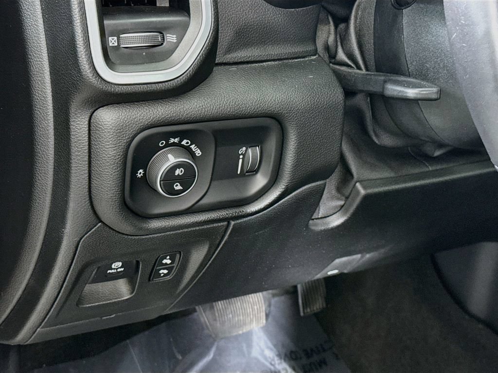 Used 2020 RAM 1500 Big Horn AWD/4WD image 20