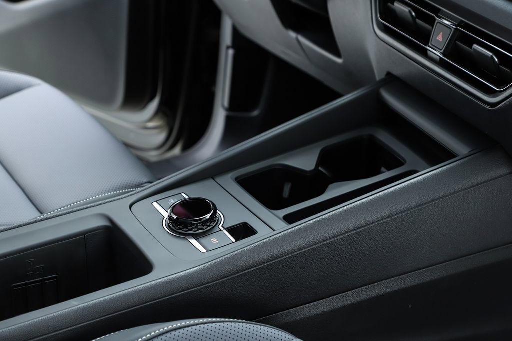 New 2026 Volkswagen Tiguan SE R-Line image 34