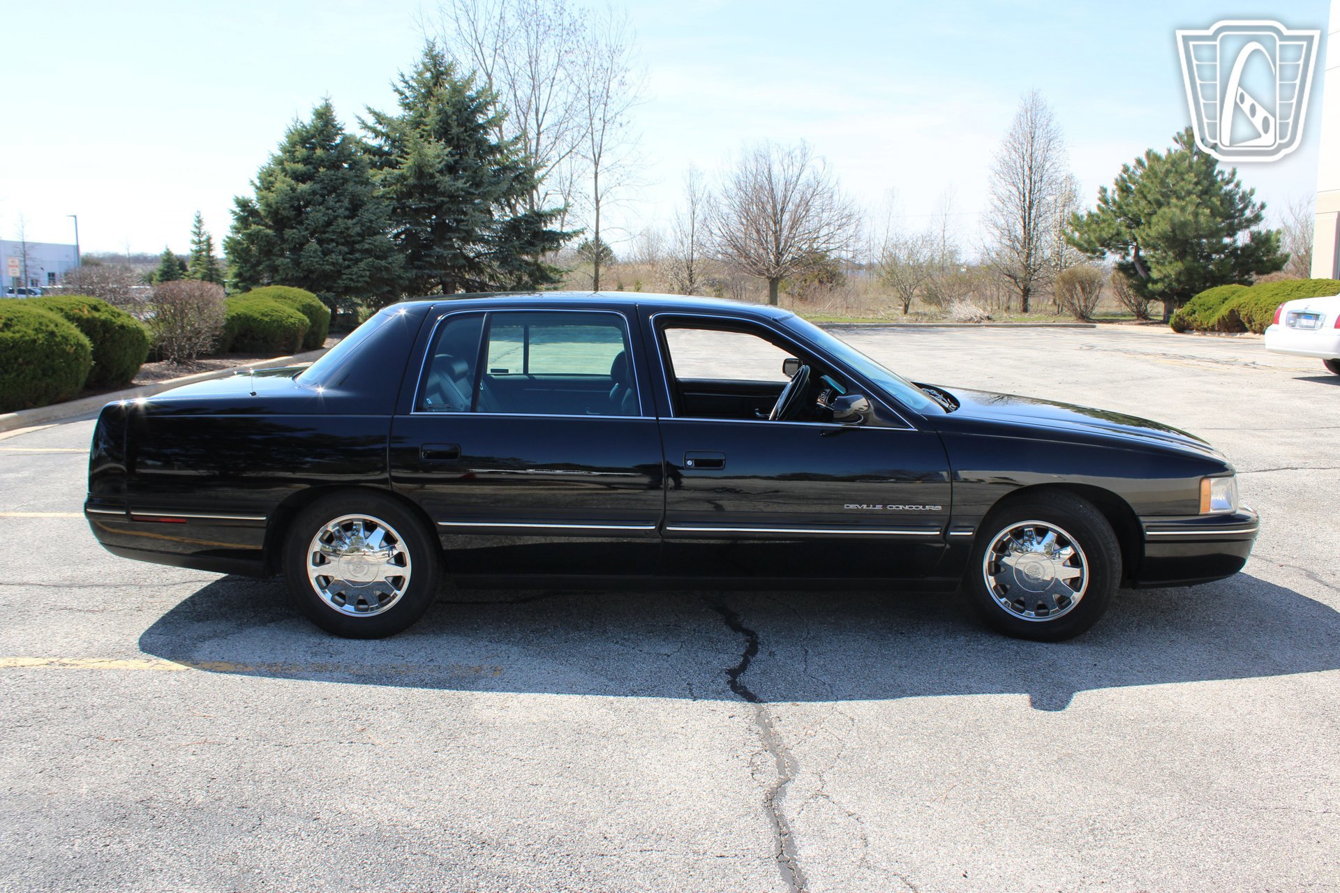 Used 1999 Cadillac De Ville Concours FWD image 16