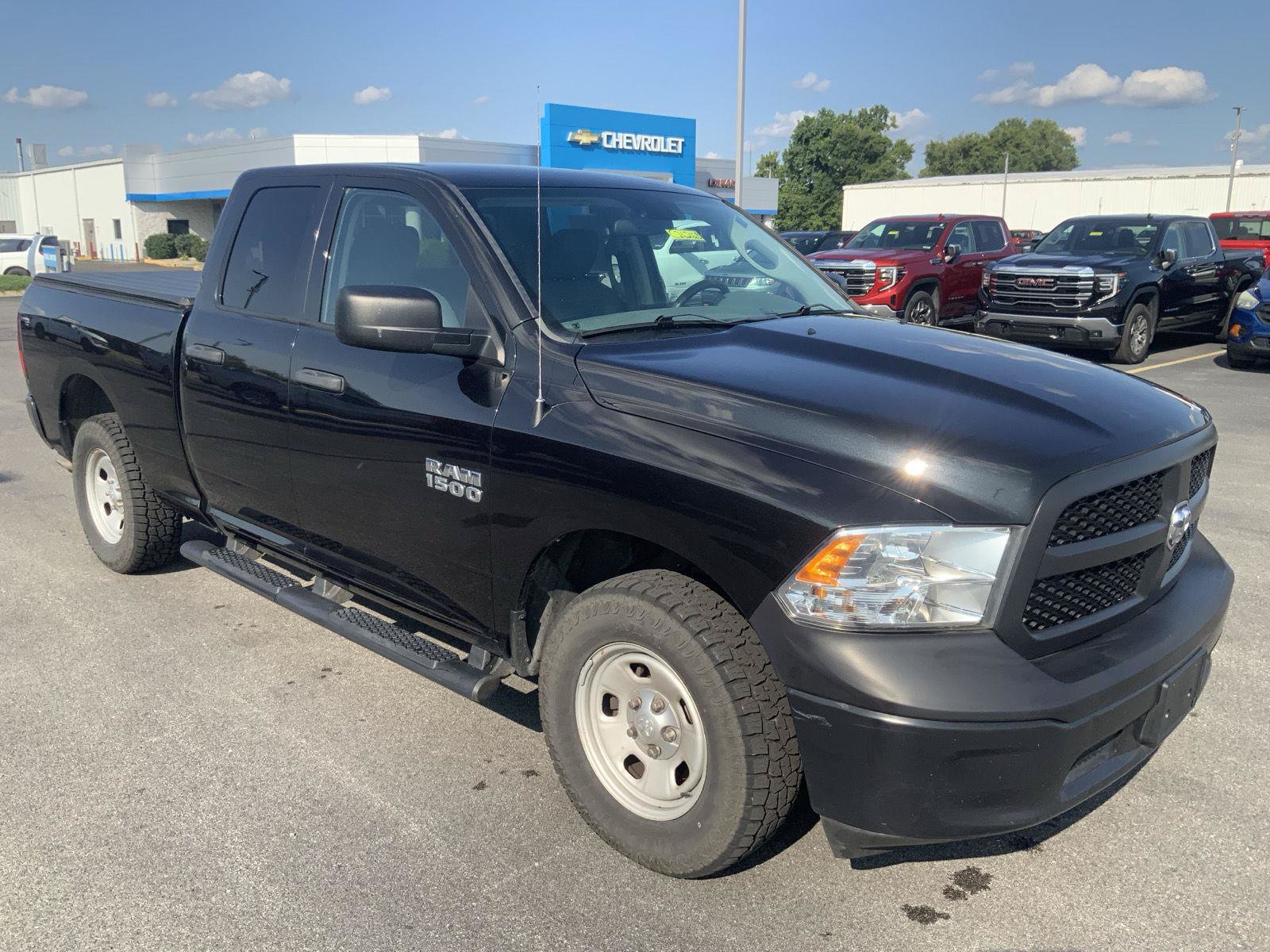 Used 2016 RAM 1500 Tradesman w/ Popular Equipment Group AWD/4WD image 2