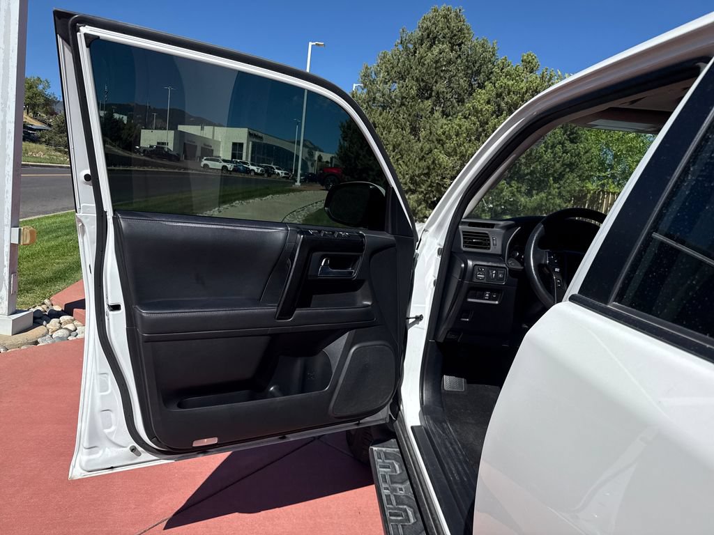 Used 2024 Toyota 4Runner TRD Off-Road Premium w/ Moonroof Package AWD/4WD image 12