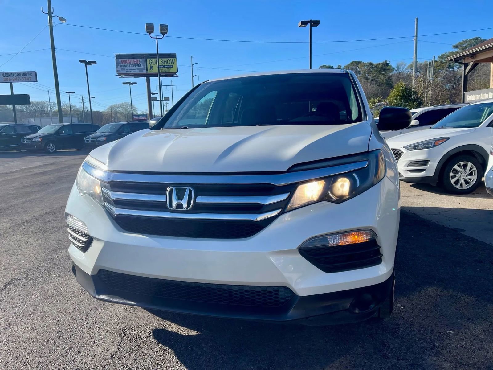 Used 2017 Honda Pilot LX image 2