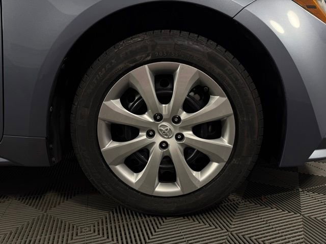 Used 2020 Toyota Corolla LE image 35