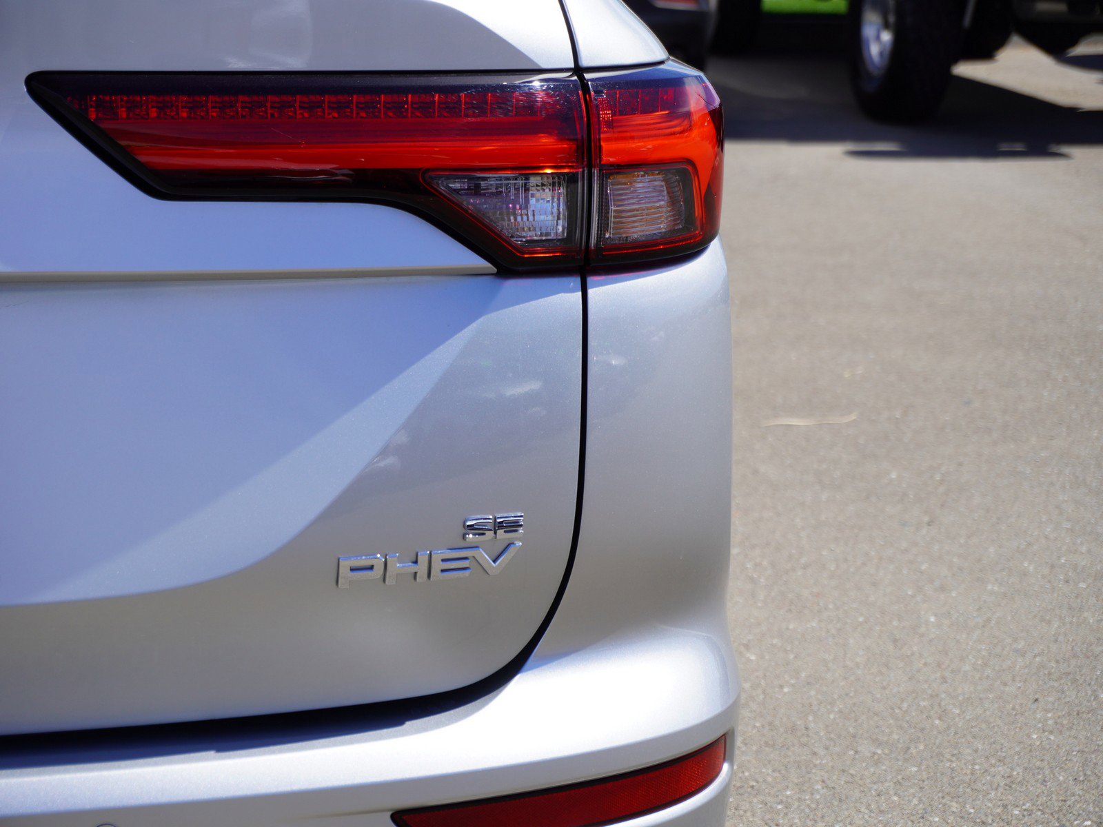 Used 2023 Mitsubishi Outlander SE image 11