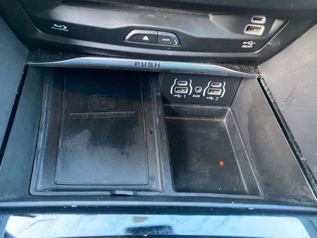 Used 2023 Chrysler Pacifica Pinnacle image 25