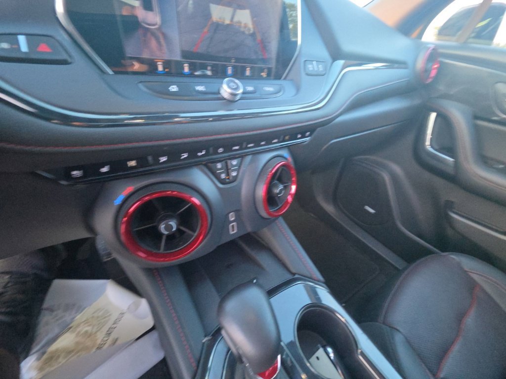Used 2020 Chevrolet Blazer RS AWD/4WD image 22