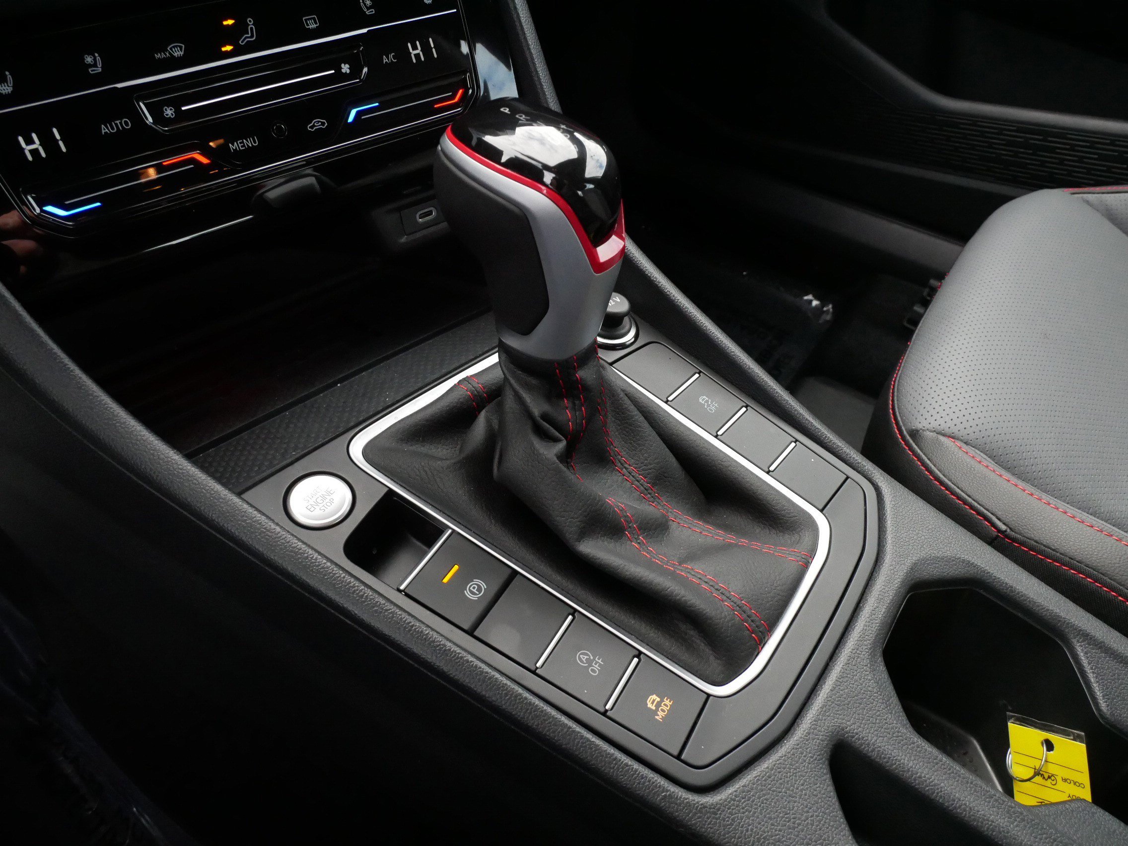 Certified 2025 Volkswagen Jetta GLI Autobahn image 24