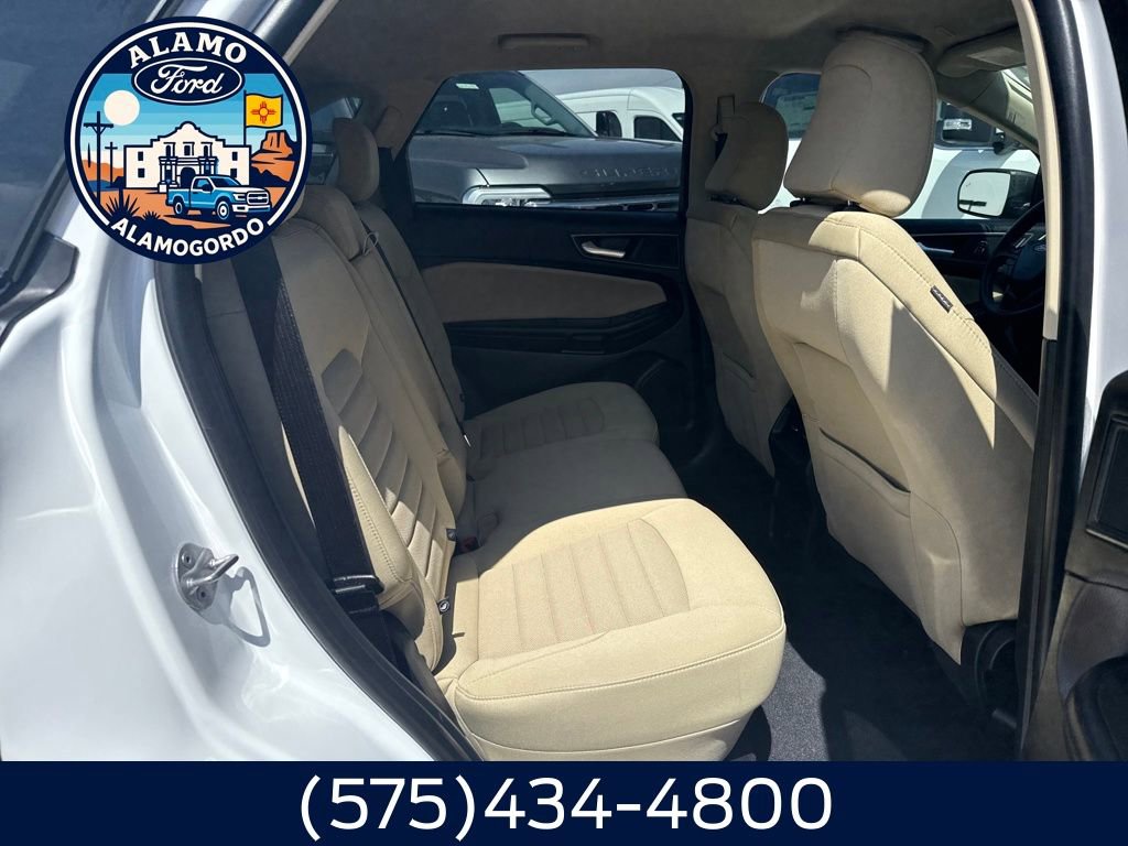 Used 2024 Ford Edge SE image 14