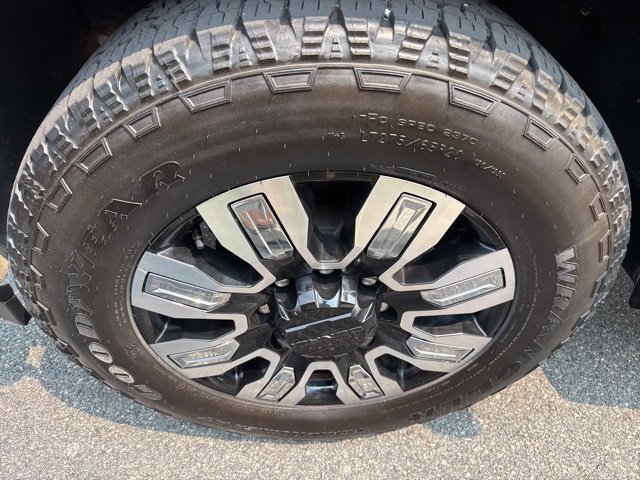 Used 2025 GMC Sierra 2500 Denali w/ Technology Package image 5