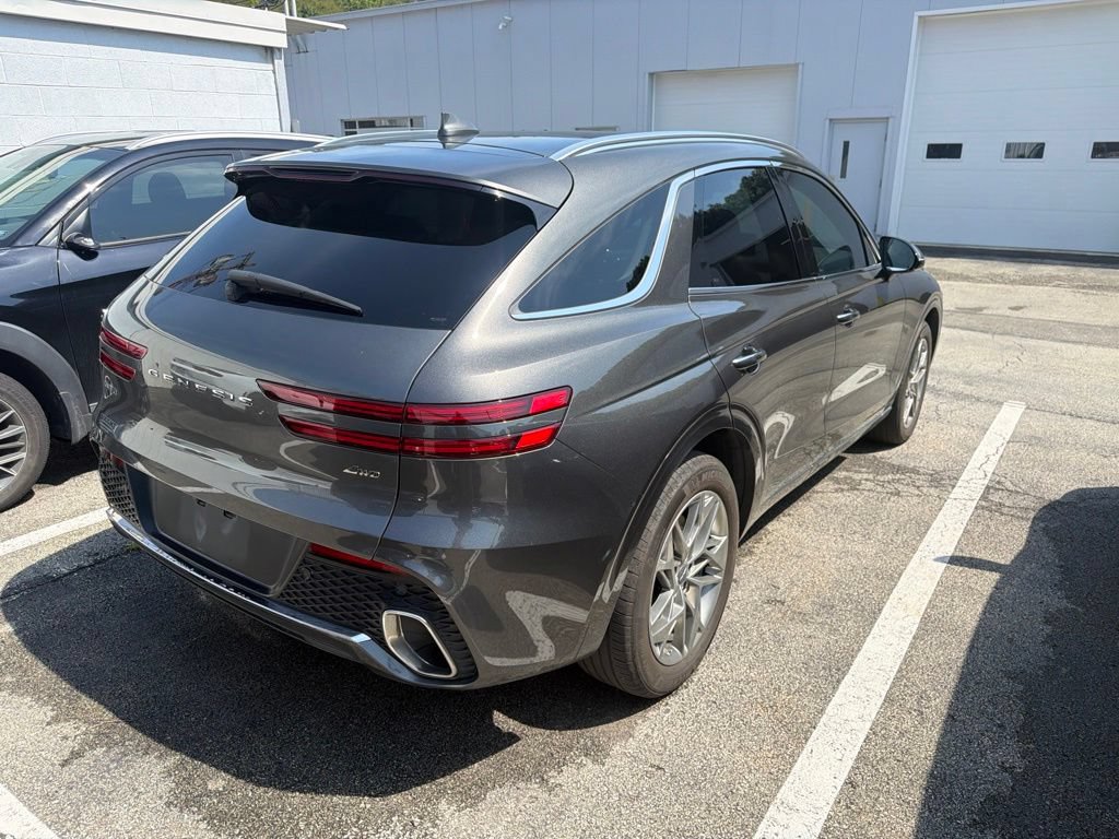 Used 2025 Genesis GV70 2.5T w/ Select Package AWD/4WD image 9