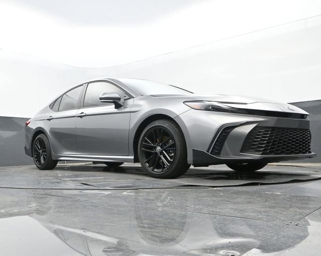 Used 2025 Toyota Camry SE w/ Multimedia Upgrade Package FWD image 23
