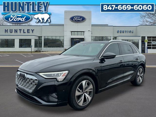 Used 2024 Audi Q8 e-tron Premium Plus w/ Premium Plus Package AWD/4WD image 1